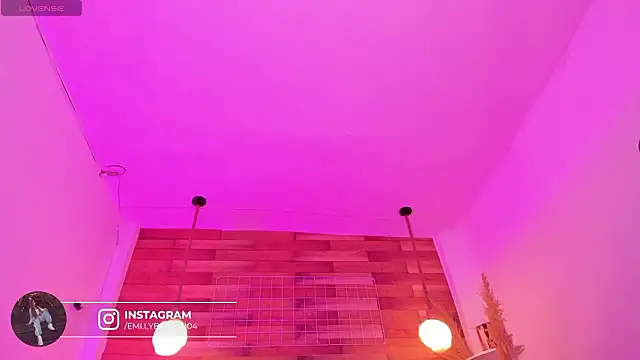 Emily brown04 online show from 13, 3, 2026