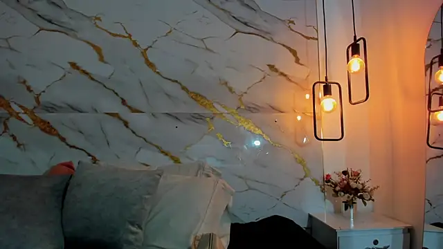 victoria flores1 online show from 10, 4, 2026