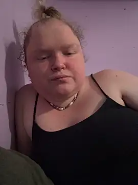 KadiSparkle online show from 3, 11, 2025