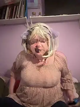 KadiSparkle online show from 1, 11, 2025