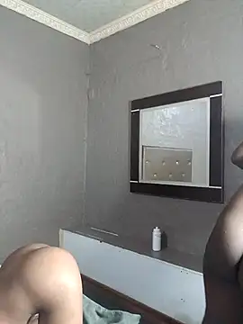 Snapshot of niccobigd chatting on 19, 4, 2026 niccobigd online show from 19, 4, 2026