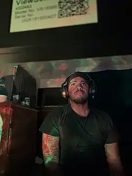 tyrek5051 online show from 20, 11, 2025