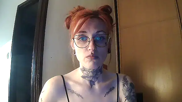 Zelesuida online show from 9, 9, 2025