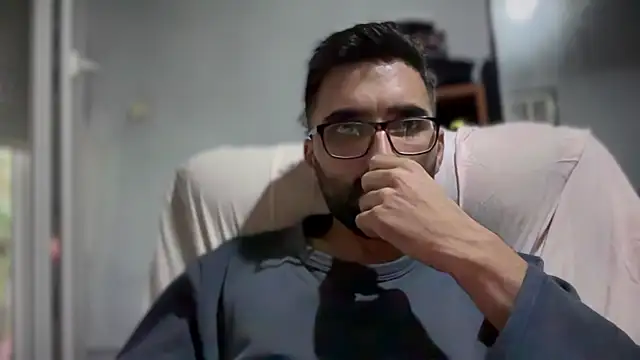 Snapshot of Alicante34 chatting on 2, 11, 2025 Alicante34 online show from 2, 11, 2025