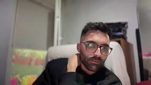 Snapshot of Alicante34 chatting on 23, 11, 2025 Alicante34 online show from 23, 11, 2025