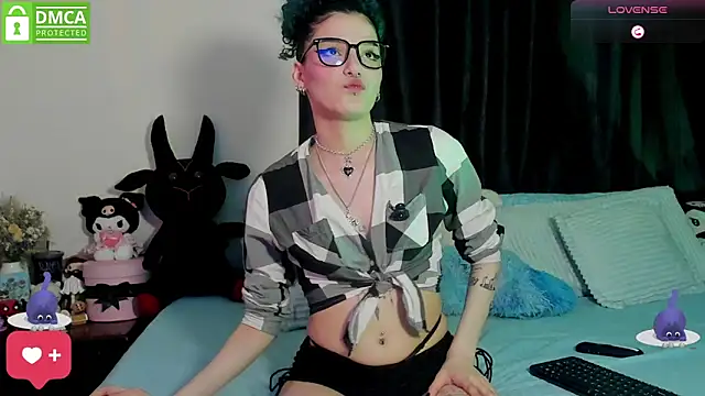 Bluedarkelf888 online show from 2, 12, 2025