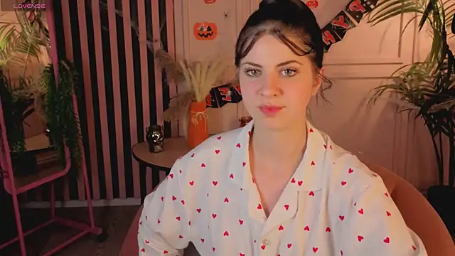 Wander Waves online show from 1, 11, 2025