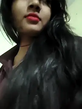 RAYI Queen 2 online show from 8, 11, 2025