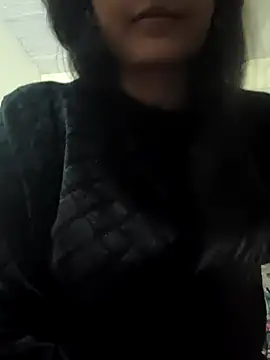 RAYI Queen 2 online show from 11, 11, 2025