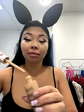 Mia stepMOM online show from 23, 9, 2025