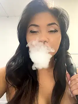Mia stepMOM online show from 20, 9, 2025