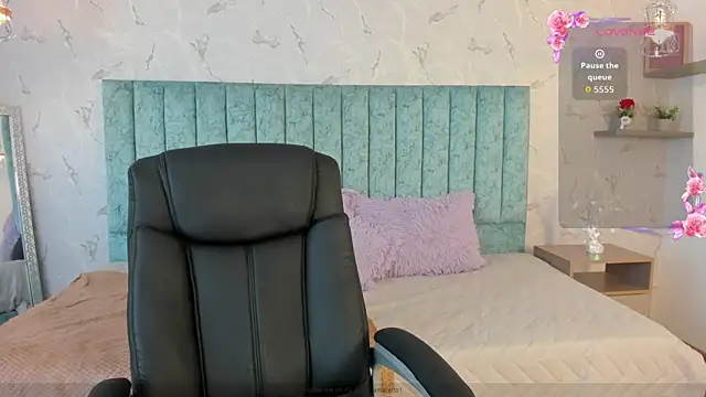 Saya Amaretto1 online show from 29, 11, 2025