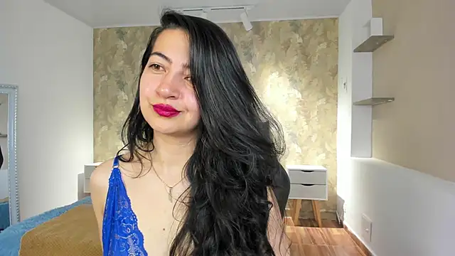 Saya Amaretto1 online show from 8, 10, 2025