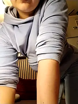 Mayaaaaaa  online show from 10, 3, 2026