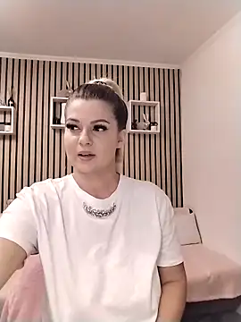 Mayaaaaaa  online show from 1, 11, 2025