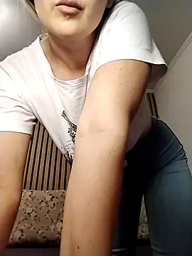 Mayaaaaaa  online show from 28, 11, 2025