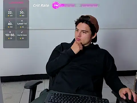 Snapshot of invincible200 chatting on 24, 10, 2025 invincible200 online show from 24, 10, 2025