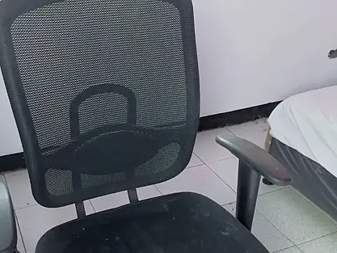 Snapshot of invincible200 chatting on 31, 10, 2025 invincible200 online show from 31, 10, 2025