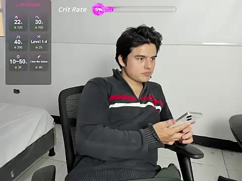 Snapshot of invincible200 chatting on 23, 10, 2025 invincible200 online show from 23, 10, 2025