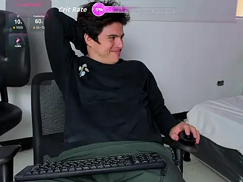 Snapshot of invincible200 chatting on 22, 10, 2025 invincible200 online show from 22, 10, 2025