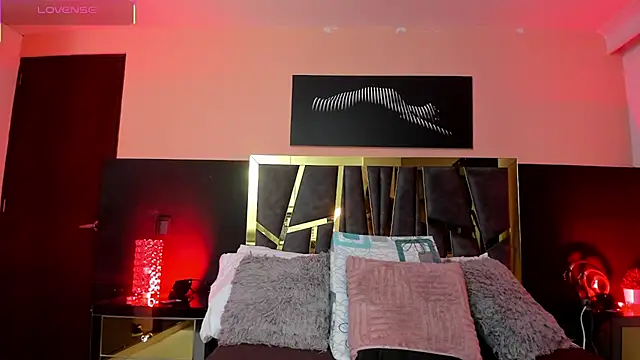 ScarletTorres online show from 8, 11, 2025