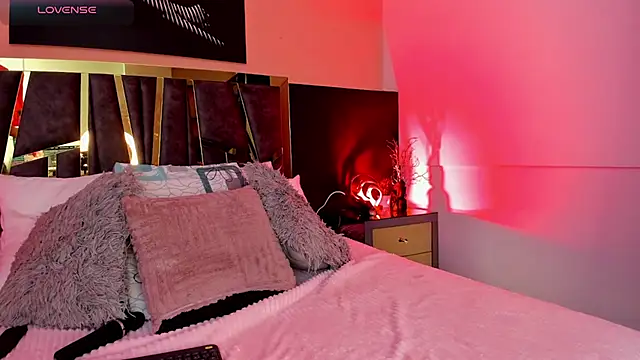 ScarletTorres online show from 4, 11, 2025