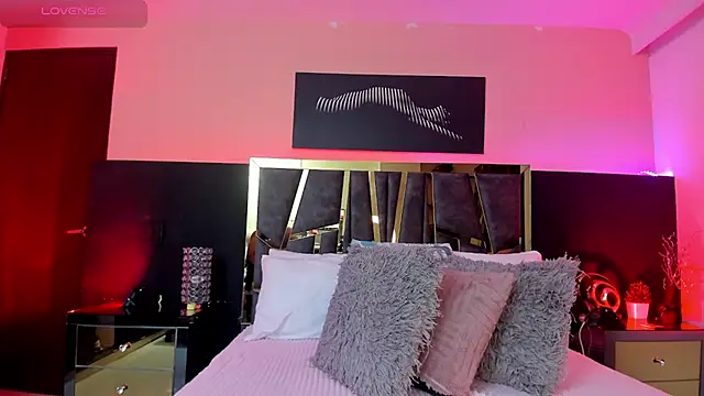 ScarletTorres online show from 11, 11, 2025