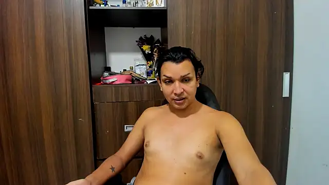 Snapshot of miss_bigcockts chatting on 27, 9, 2025 miss bigcockts online show from 27, 9, 2025