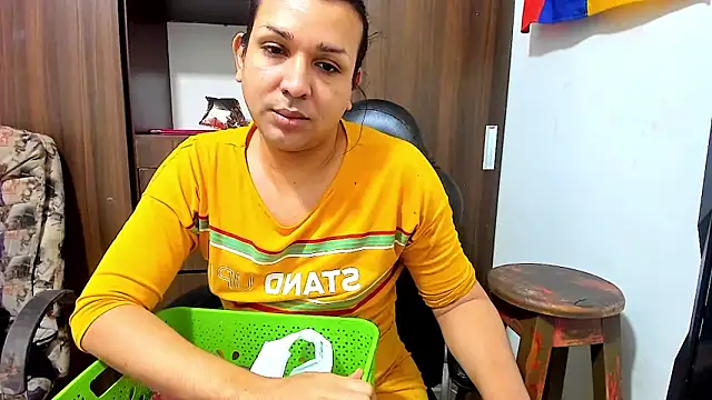 miss bigcockts online show from 23, 2, 2026