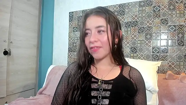 Snapshot of Keyla_ruiz_ chatting on 2, 5, 2026 Keyla ruiz online show from 2, 5, 2026