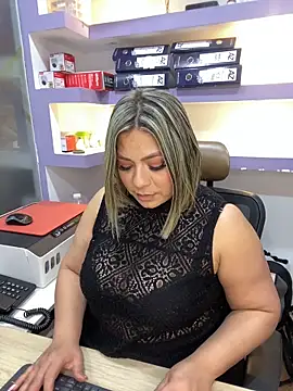 isabella horney  online show from 5, 3, 2026