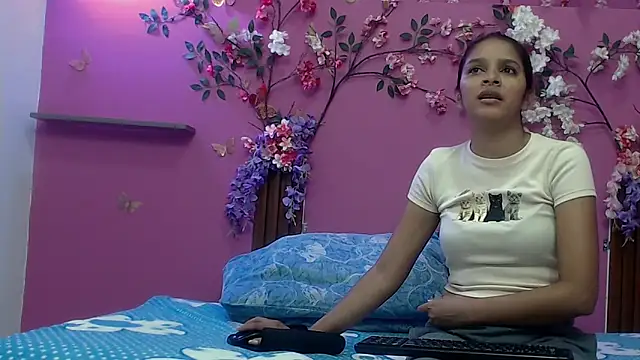 skinnybarbie022 online show from 1, 12, 2025