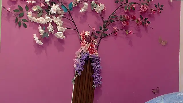 skinnybarbie022 online show from 16, 10, 2025