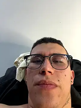 Kurtxxx22 online show from 7, 1, 2026