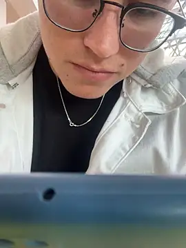 Kurtxxx22 online show from 14, 1, 2026