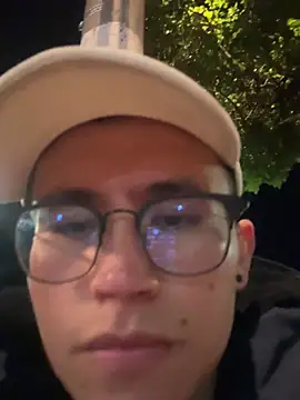 Kurtxxx22 online show from 5, 2, 2026