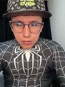 Kurtxxx22 online show from 16, 12, 2025