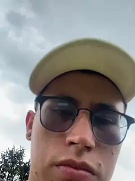 Kurtxxx22 online show from 5, 2, 2026