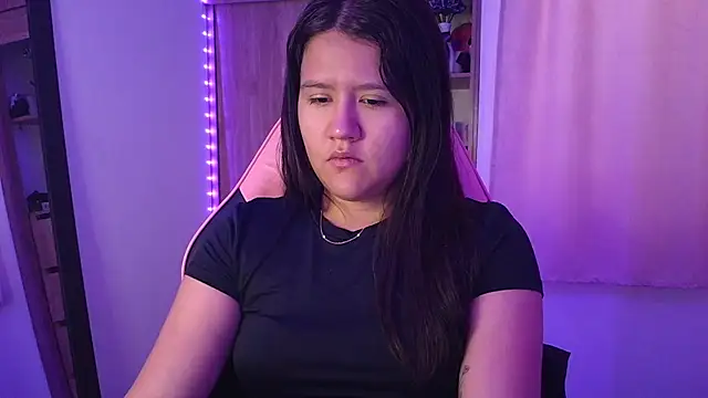 Snapshot of Oliviawatson1 chatting on 30, 5, 2026 Oliviawatson1 online show from 30, 5, 2026
