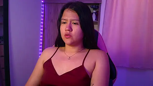 Oliviawatson1 online show from 2, 4, 2026