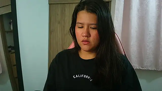 Oliviawatson1 online show from 10, 3, 2026