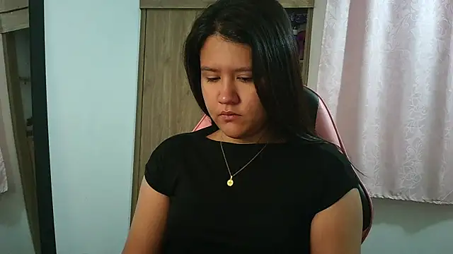 Oliviawatson1 online show from 24, 3, 2026