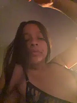 Snapshot of Evermorre chatting on 23, 4, 2026 Evermorre online show from 23, 4, 2026