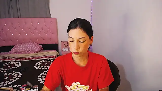 Snapshot of samanthadeluxe1 chatting on 23, 9, 2025 samanthadeluxe1 online show from 23, 9, 2025