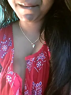 yoursexy rumi online show from 14, 4, 2026