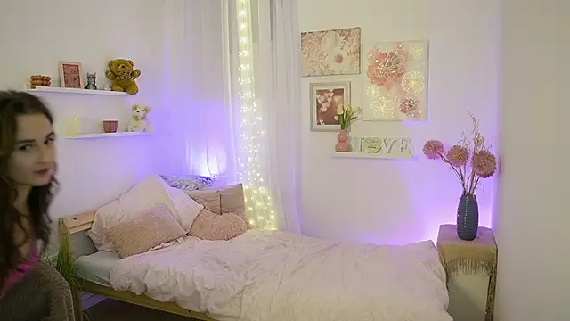 Annita Grey online show from 9, 11, 2025