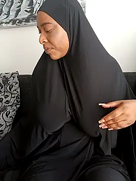 Sweetbxxx24 online show from 25, 2, 2026