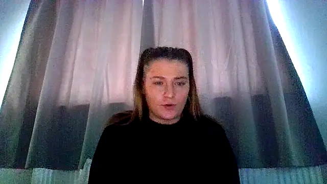 Snapshot of RUBY-ROSE-SWINGS chatting on 24, 10, 2025 RUBY-ROSE-SWINGS online show from 24, 10, 2025