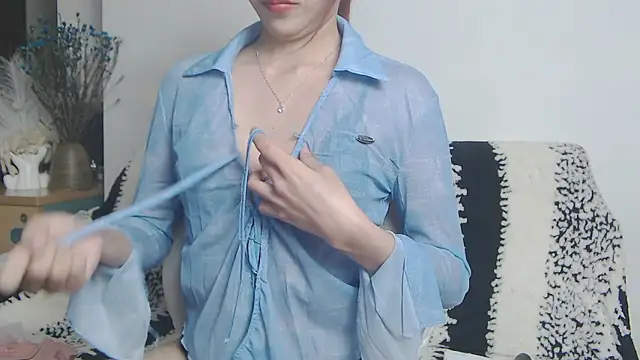 Suzie Wet Cave online show from 11, 1, 2026