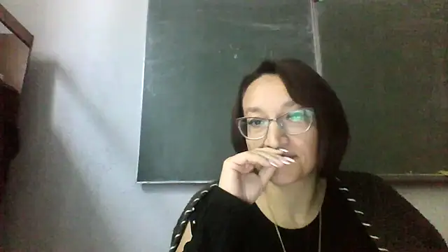 Moon Janis online show from 2, 10, 2025